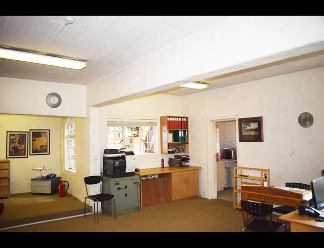 3 BEDROOM HOUSE FOR SALE IN MELROSE NORTH
